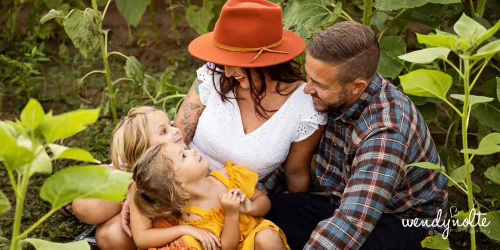 family session photography in arizona sunflower field
